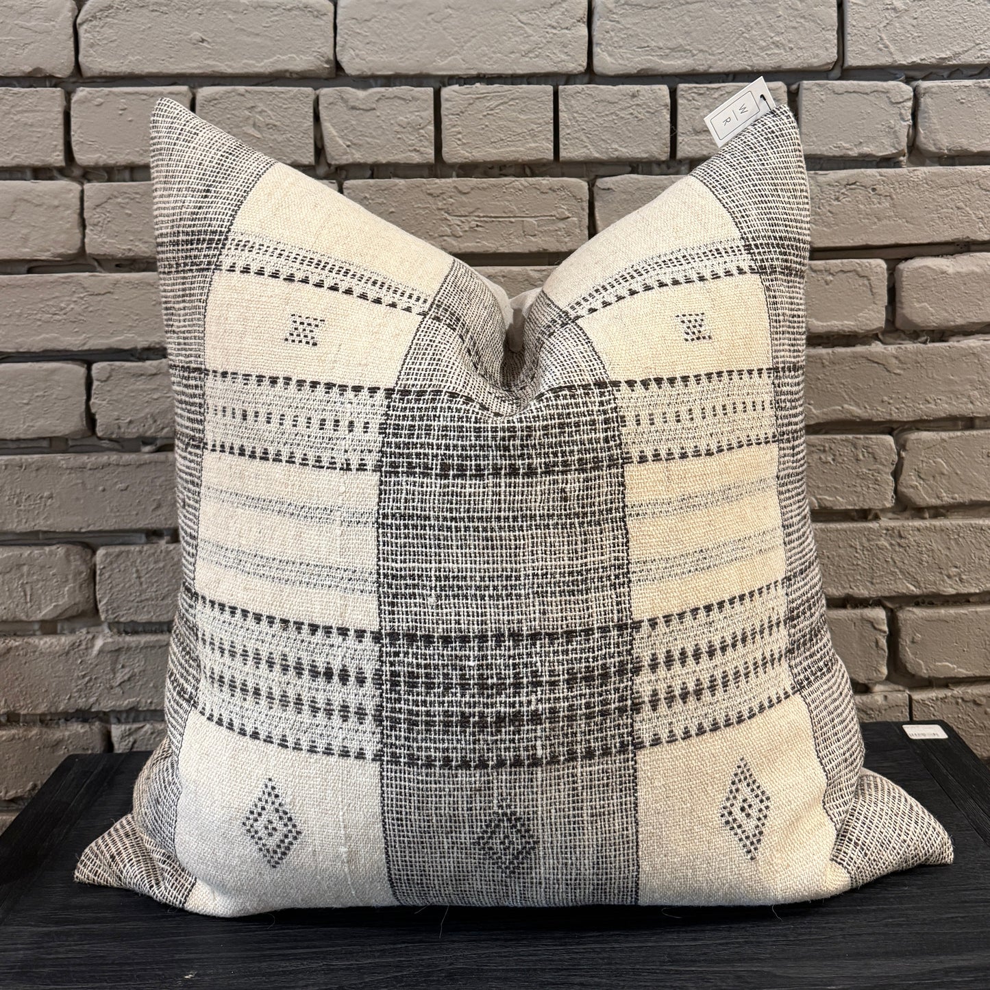 Flynn Pillow