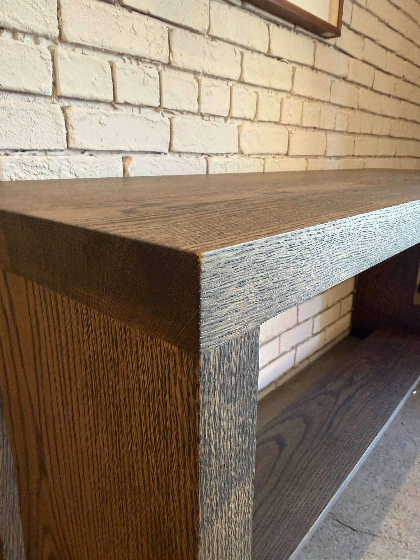 Flores Console