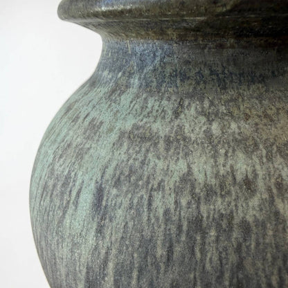 Bordeaux Vase: Thunderstorm