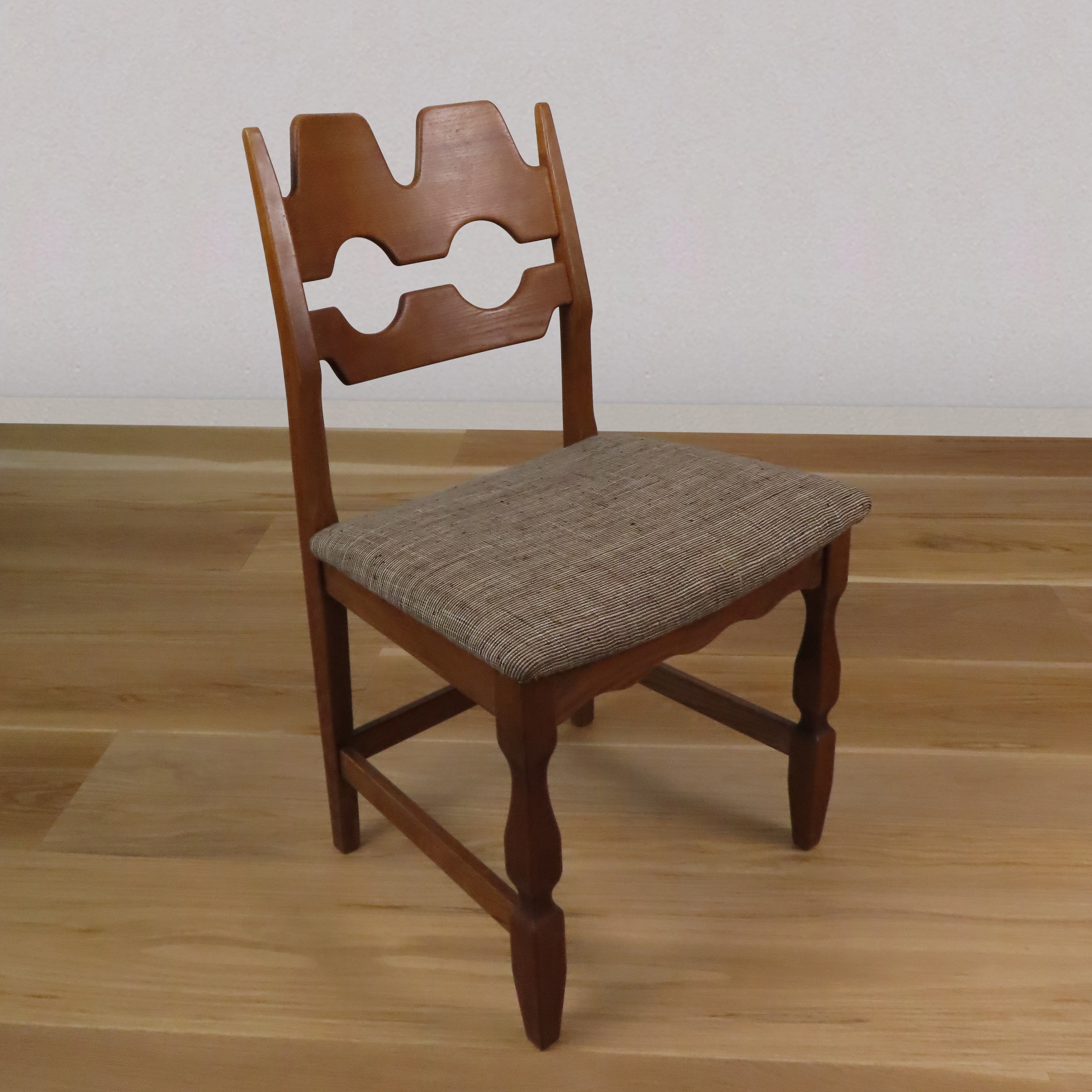 Henning Kjærnulf Dining Chairs