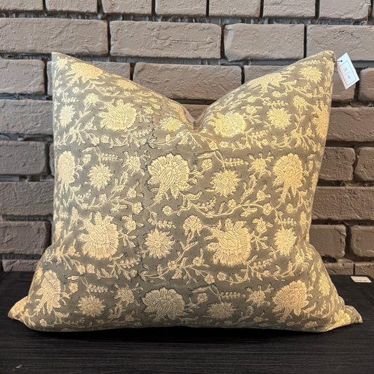 Francesca Pillow