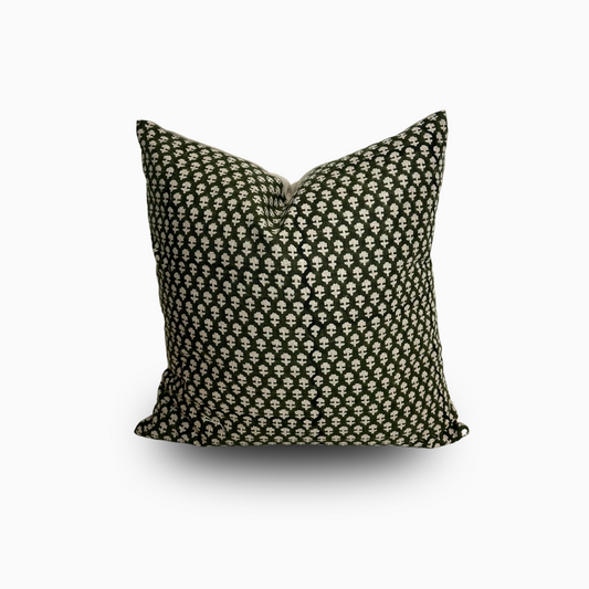 Ivy Pillow 18" x 18"